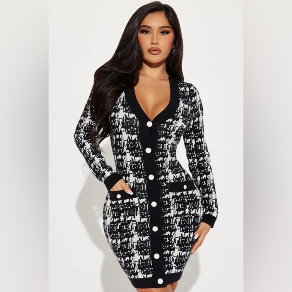 NWT Fashionnova Dress Knit Sweater Black White New Mini Long Sleeve Alice Classy